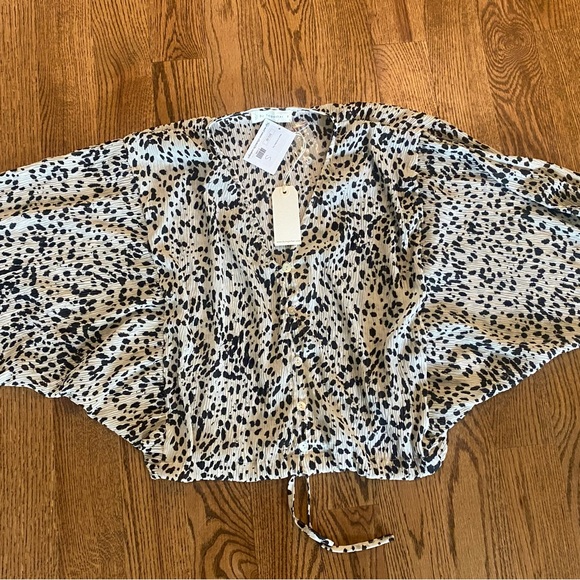 By Together Blouse - Picture 2 of 3